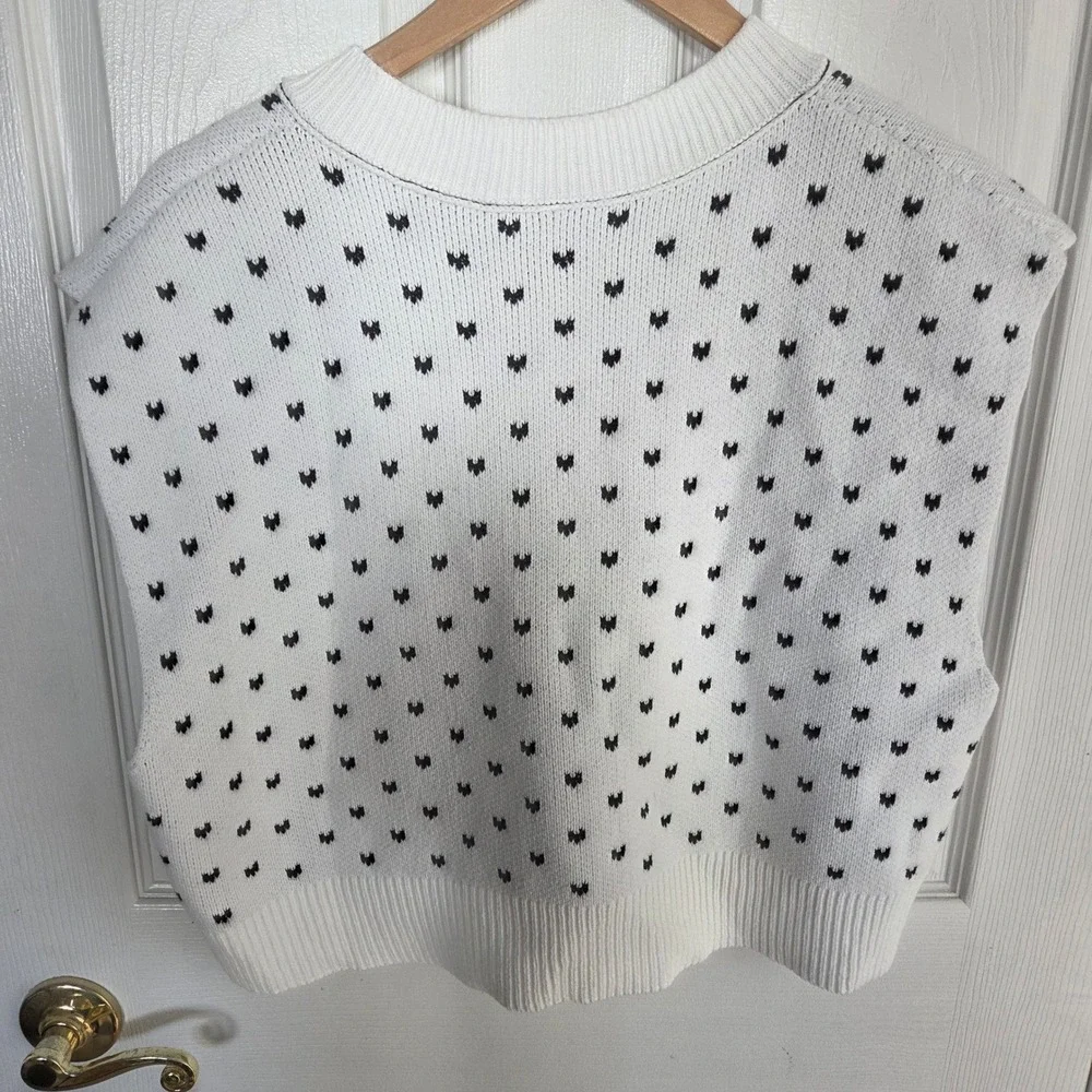 Free People Easy Street Patterned Vest White Black Heart‎ Knit Sweater Sz Medium